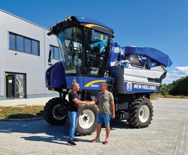 precizios_szolo_kombajn_newholland-600x495.jpg